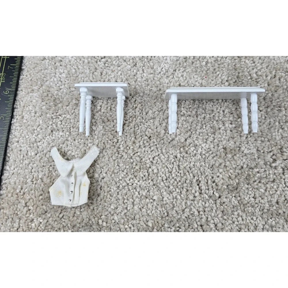 Unbranded Dollhouse Furniture White Miniature Tables and Doll Vest Set